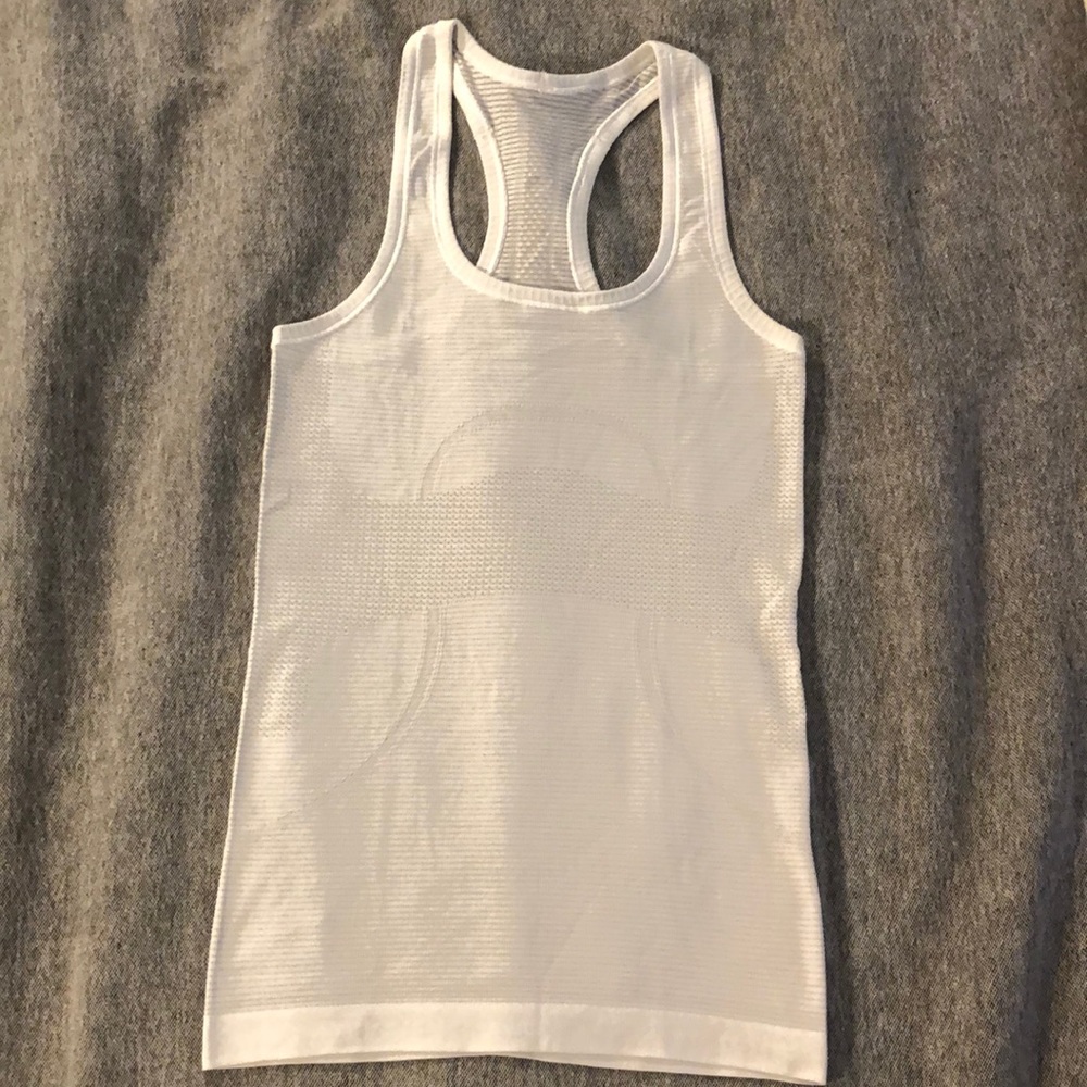 Lululemon Swiftly Tech Racerback - Size 2